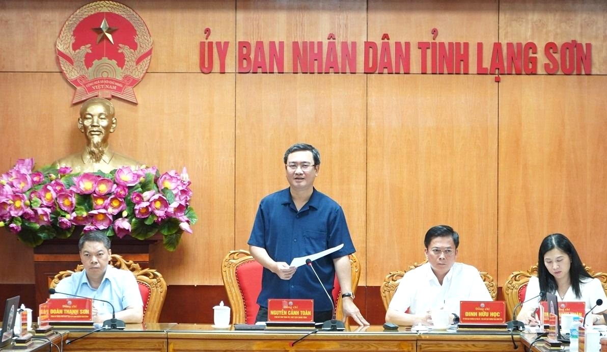 Chủ tịch UBND tỉnh Lạng Sơn Nguyễn Cảnh Toàn phát biểu Chủ tịch UBND tỉnh Lạng Sơn Nguyễn Cảnh Toàn phát biểu