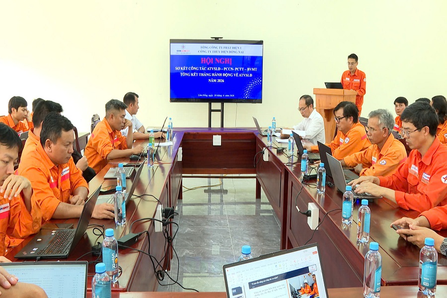 Công ty Thủy điện Đồng Nai vừa tổ chức Hội nghị sơ kết công tác an toàn 6 tháng đầu năm và triển khai nhiệm vụ 6 tháng cuối năm 2026. Công ty Thủy điện Đồng Nai vừa tổ chức Hội nghị sơ kết công tác an toàn 6 tháng đầu năm và triển khai nhiệm vụ 6 tháng cuối năm 2026.