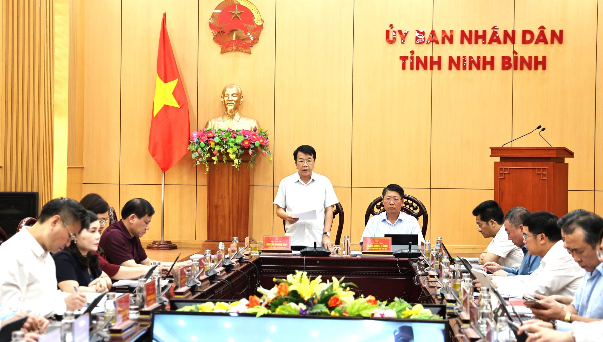 Chủ tịch UBND tỉnh Ninh Bình Nguyễn Thanh Bình Chủ tịch UBND tỉnh Ninh Bình Nguyễn Thanh Bình