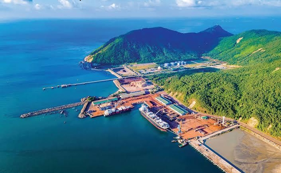 Khu vực kinh tế Vũng Áng tiếp tục khẳng định vai trò đầu tàu, đóng góp quan trọng vào sự phát triển chung của tỉnh Hà Tĩnh Khu vực kinh tế Vũng Áng tiếp tục khẳng định vai trò đầu tàu, đóng góp quan trọng vào sự phát triển chung của tỉnh Hà Tĩnh