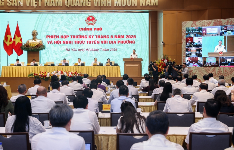Thủ tướng khẳng định Chính phủ, các bộ, ngành, địa phương nghiêm túc tiếp thu ý kiến chỉ đạo của đồng chí Tổng Bí thư, Chủ tịch nước Tô Lâm - Ảnh: VGP/Nhật Bắc Thủ tướng khẳng định Chính phủ, các bộ, ngành, địa phương nghiêm túc tiếp thu ý kiến chỉ đạo của đồng chí Tổng Bí thư, Chủ tịch nước Tô Lâm - Ảnh: VGP/Nhật Bắc