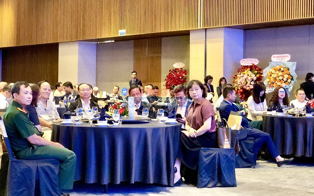 Đại biểu lãnh đạo, quan khách tham dự Lễ kỷ niệm. Ảnh: Viết Hiền Đại biểu lãnh đạo, quan khách tham dự Lễ kỷ niệm. Ảnh: Viết Hiền
