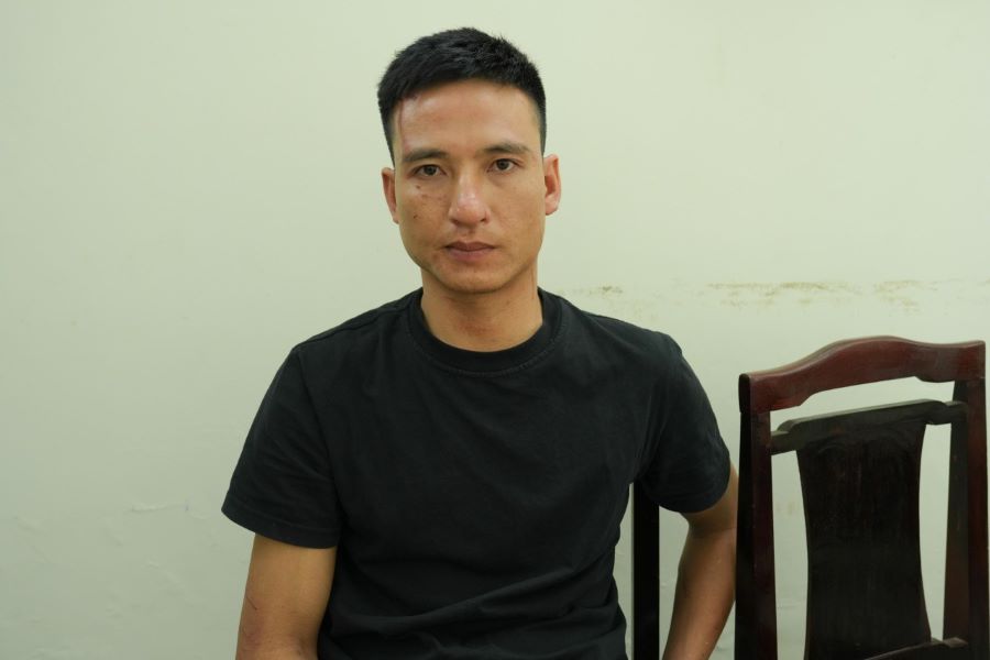 Đối tượng Nguyễn Văn Hùng tại cơ quan Công an Đối tượng Nguyễn Văn Hùng tại cơ quan Công an