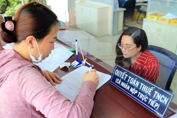 Người phụ thuộc thu nhập không quá 3 triệu đồng/tháng được giảm trừ gia cảnh