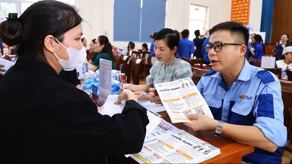 Hà Nội phát triển thị trường lao động số, phấn đấu 90% lao động có kỹ năng công nghệ