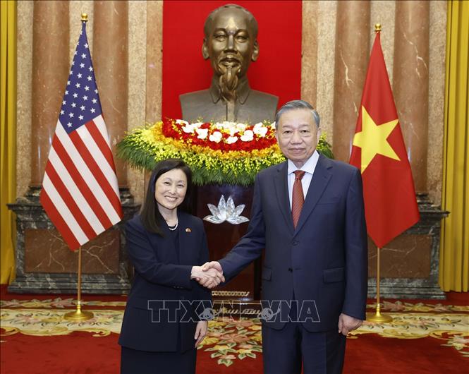 Tổng B&iacute; thư, Chủ tịch nước T&ocirc; L&acirc;m với Đại sứ Hợp ch&uacute;ng quốc Hoa Kỳ Jennifer Wicks McNamara. Ảnh: Thống Nhất/TTXVN