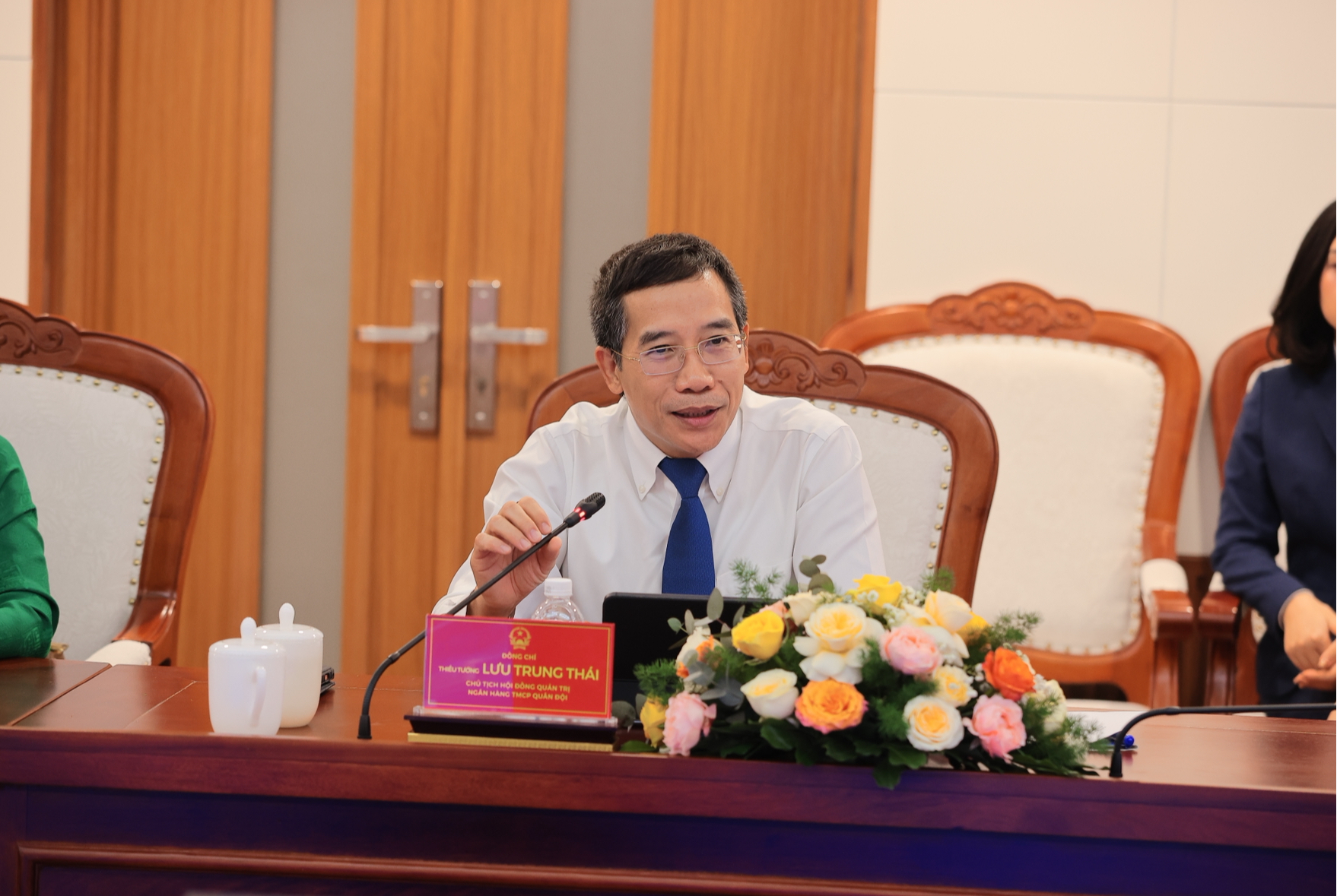 &Ocirc;ng Lưu Trung Th&aacute;i, Chủ tịch Hội đồng Quản trị MB cam kết MB sẽ l&agrave; đối t&aacute;c tin cậy của tỉnh Kh&aacute;nh H&ograve;a