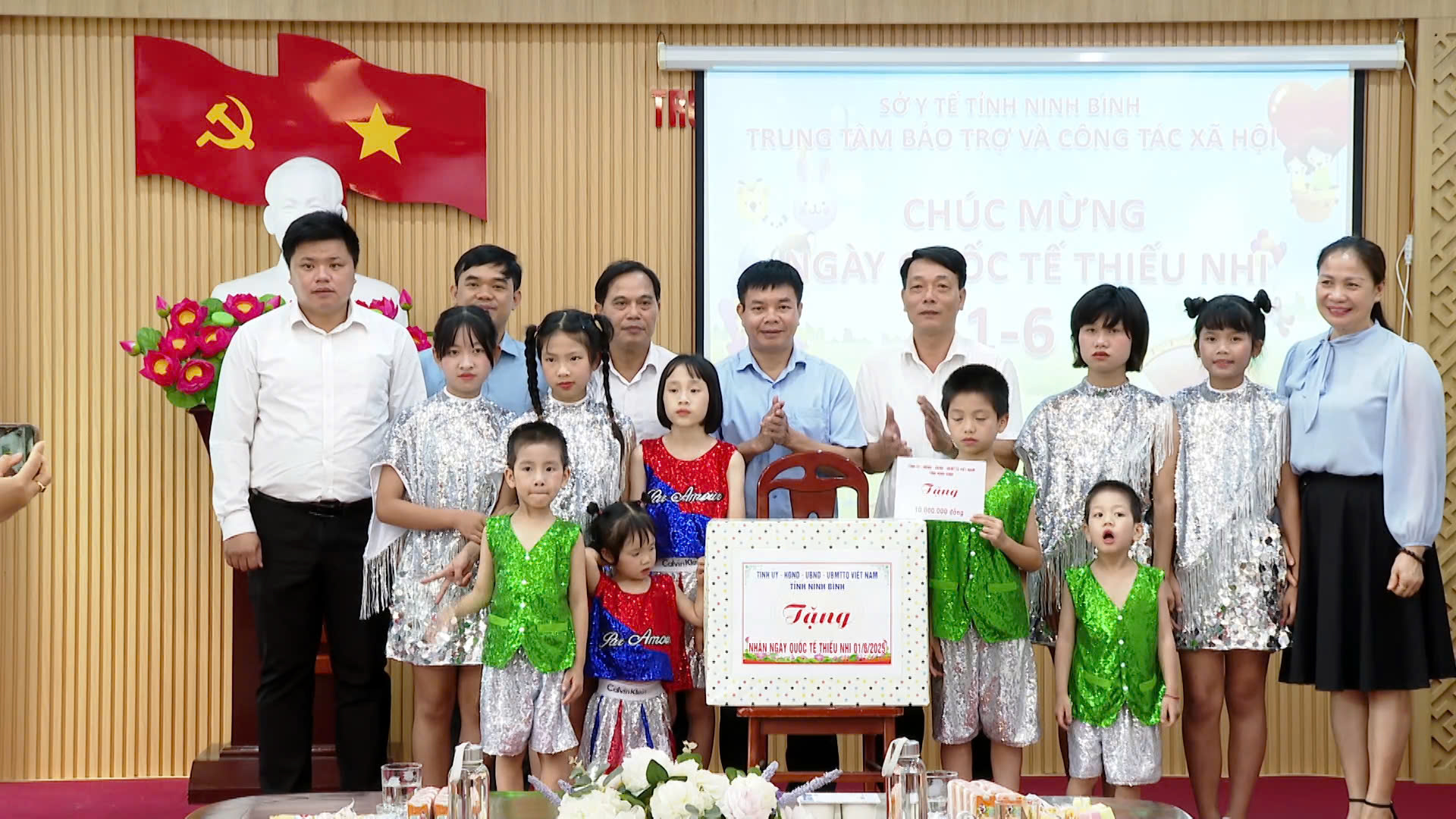 Ninh Bình tăng cường chăm sóc, bảo vệ trẻ em có hoàn cảnh đặc biệt
