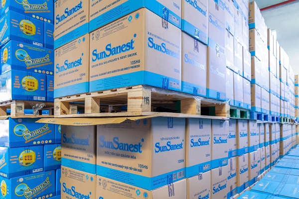Sản phẩm Yến s&agrave;o Kh&aacute;nh H&ograve;a mang thương hiệu SUNSANEST