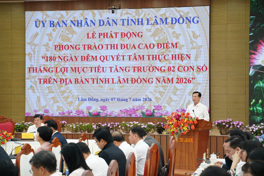 Chủ tịch UBND tỉnh Hồ Văn Mười kêu gọi các cấp, các ngành, địa phương, cộng đồng doanh nghiệp, doanh nhân, cán bộ, công chức, viên chức, lực lượng vũ trang và toàn thể Nhân dân trong tỉnh tích cực hưởng ứng Phong trào thi đua với quyết tâm cao nhất Chủ tịch UBND tỉnh Hồ Văn Mười kêu gọi các cấp, các ngành, địa phương, cộng đồng doanh nghiệp, doanh nhân, cán bộ, công chức, viên chức, lực lượng vũ trang và toàn thể Nhân dân trong tỉnh tích cực hưởng ứng Phong trào thi đua với quyết tâm cao nhất
