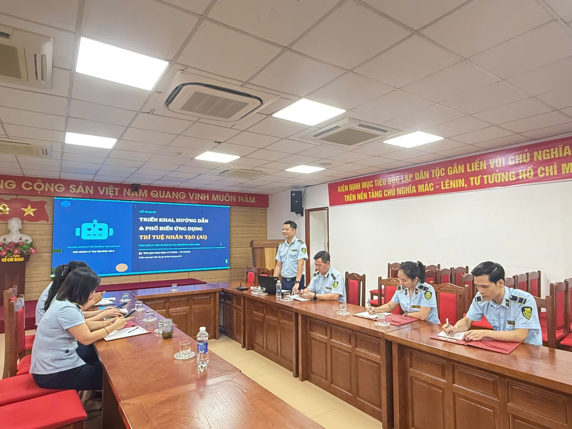 Đội QLTT số 9 Lào Cai ứng dụng AI vào quá trình thực thi công vụ