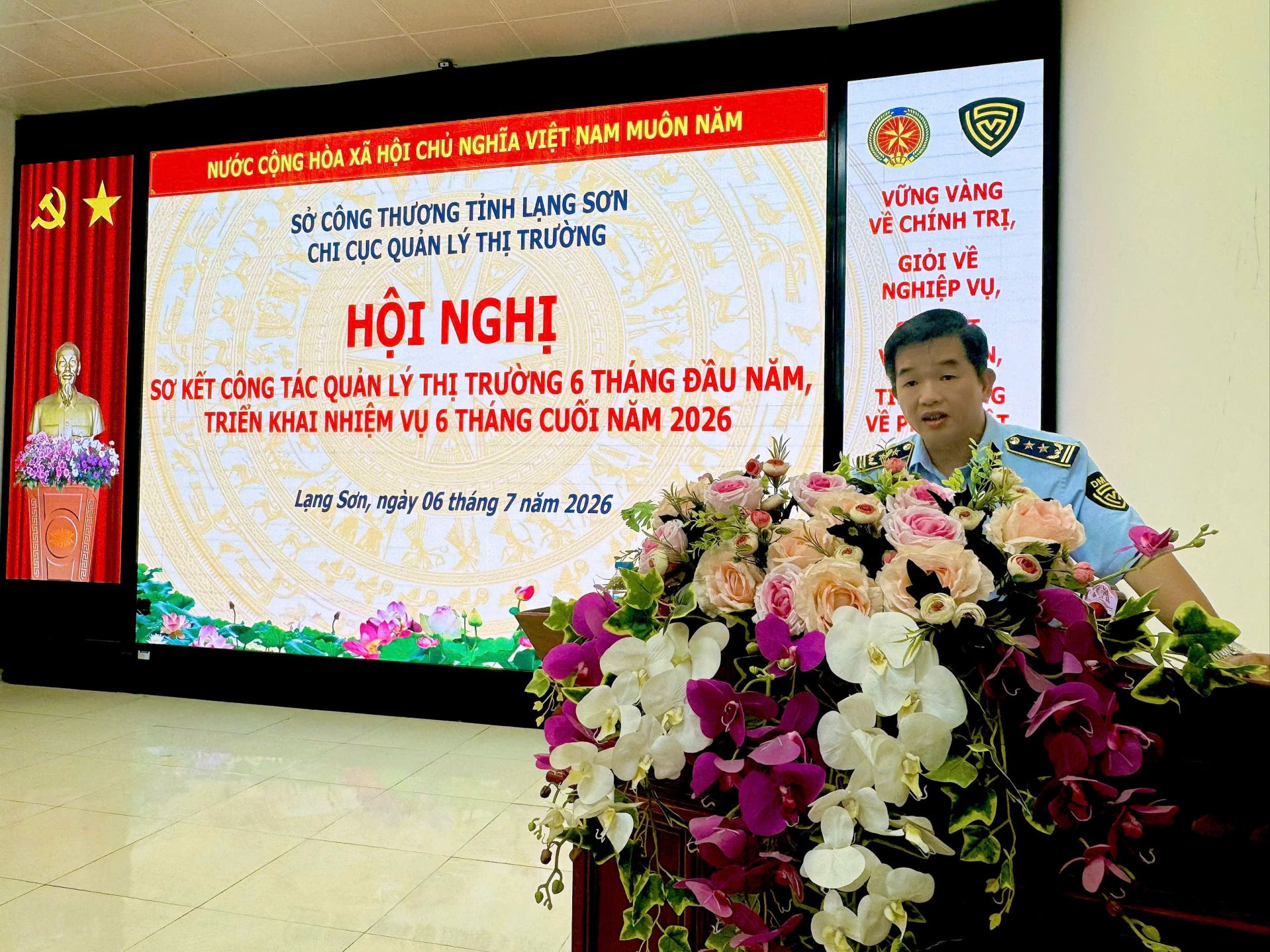 Chi cục Quản lý thị trường Lạng Sơn Đặng Văn Ngọc phát biểu Chi cục Quản lý thị trường Lạng Sơn Đặng Văn Ngọc phát biểu