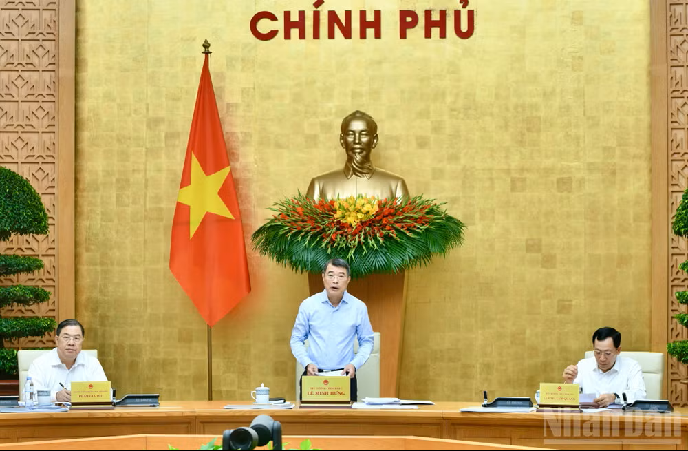Thủ tướng Lê Minh Hưng yêu cầu các Bộ trưởng, Trưởng ngành ưu tiên trực tiếp phụ trách, tập trung chỉ đạo, tập trung nguồn lực và chịu trách nhiệm chính đối với công tác xây dựng, hoàn thiện thể chế của ngành mình. (Ảnh: THANH GIANG) Thủ tướng Lê Minh Hưng yêu cầu các Bộ trưởng, Trưởng ngành ưu tiên trực tiếp phụ trách, tập trung chỉ đạo, tập trung nguồn lực và chịu trách nhiệm chính đối với công tác xây dựng, hoàn thiện thể chế của ngành mình. (Ảnh: THANH GIANG)