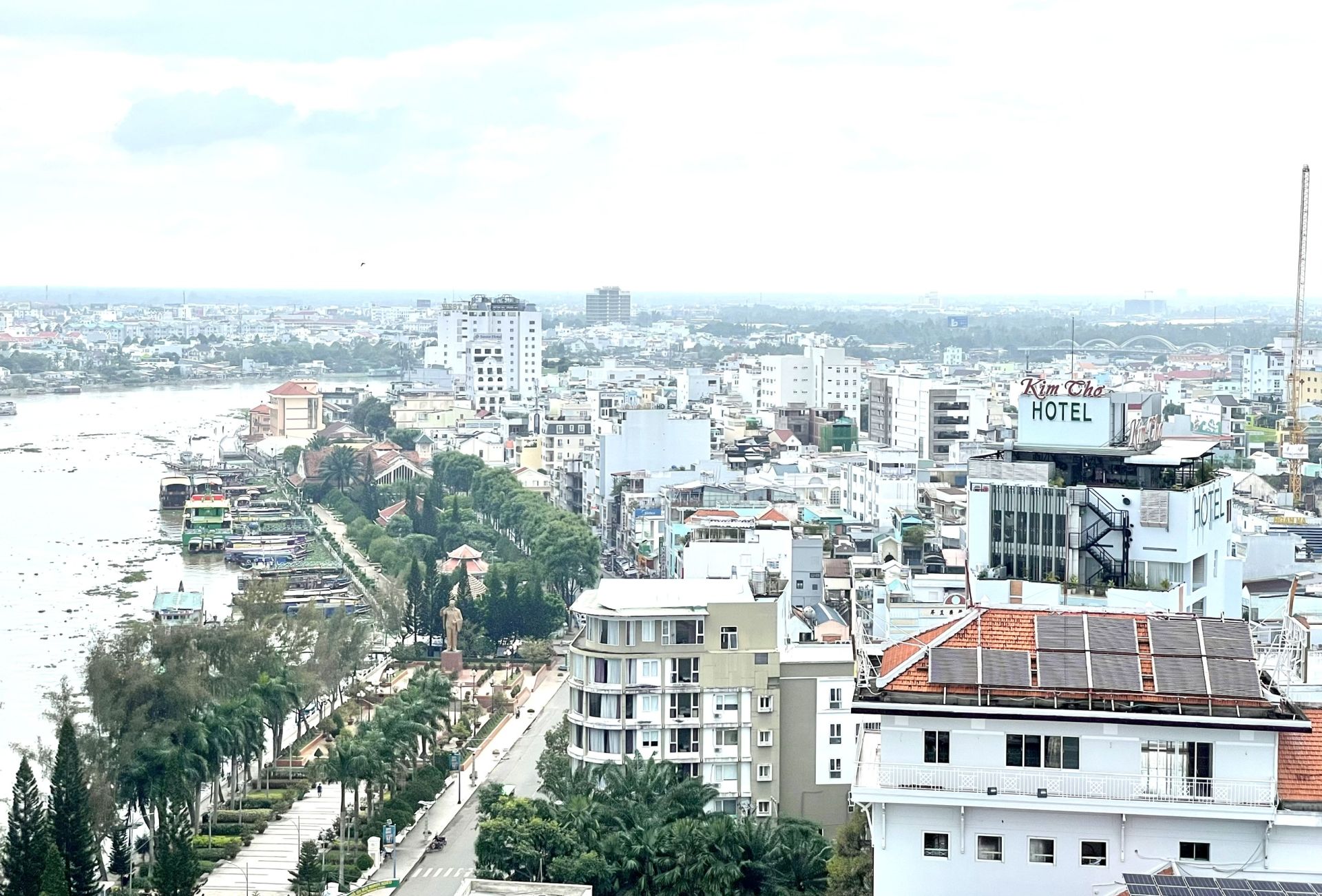 Một góc trung tâm TP. Cần Thơ Một góc trung tâm TP. Cần Thơ