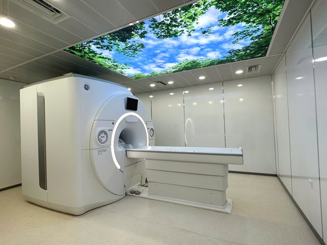 Hệ thống trang thiết bị y tế hiện đại góp phần nâng cao năng lực khám, chữa bệnh tại Trung tâm Y tế khu vực Liên Chiểu. Hệ thống trang thiết bị y tế hiện đại góp phần nâng cao năng lực khám, chữa bệnh tại Trung tâm Y tế khu vực Liên Chiểu.