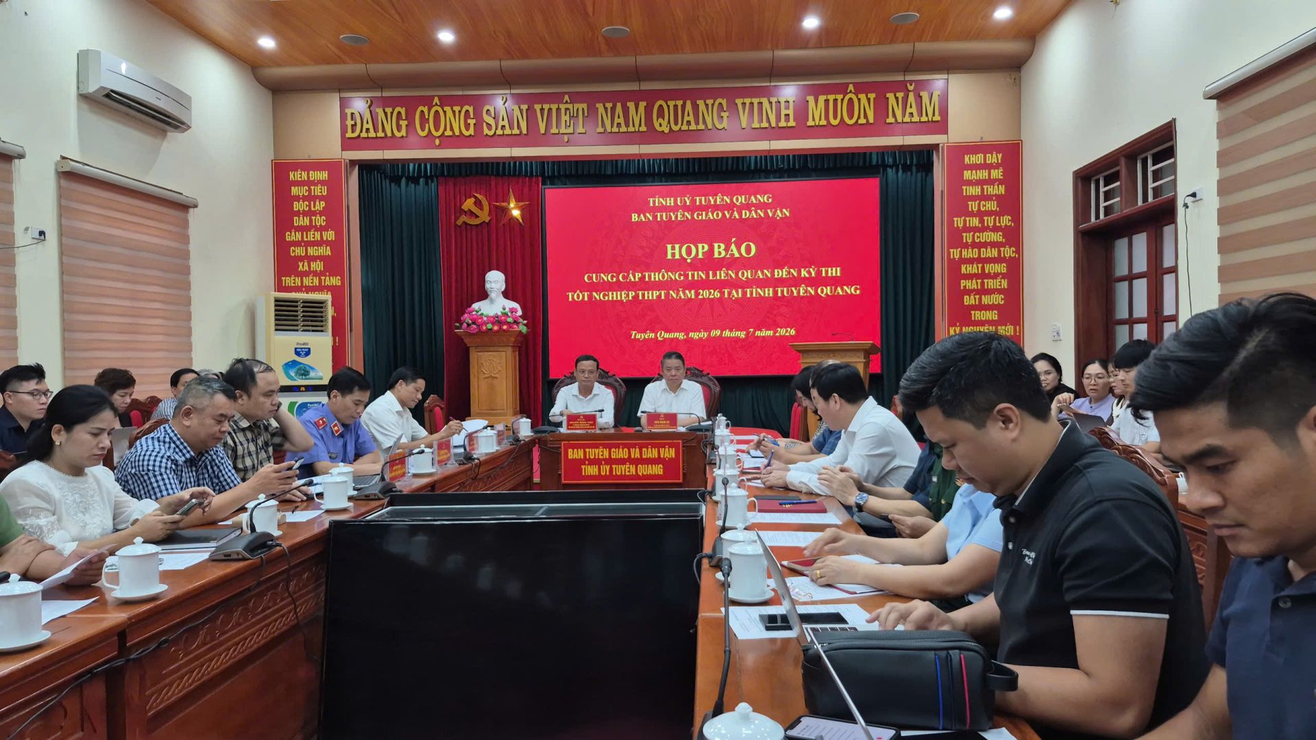 Khởi tố 4 bị can trong vụ 146 điểm 10 môn Toán ở Tuyên Quang