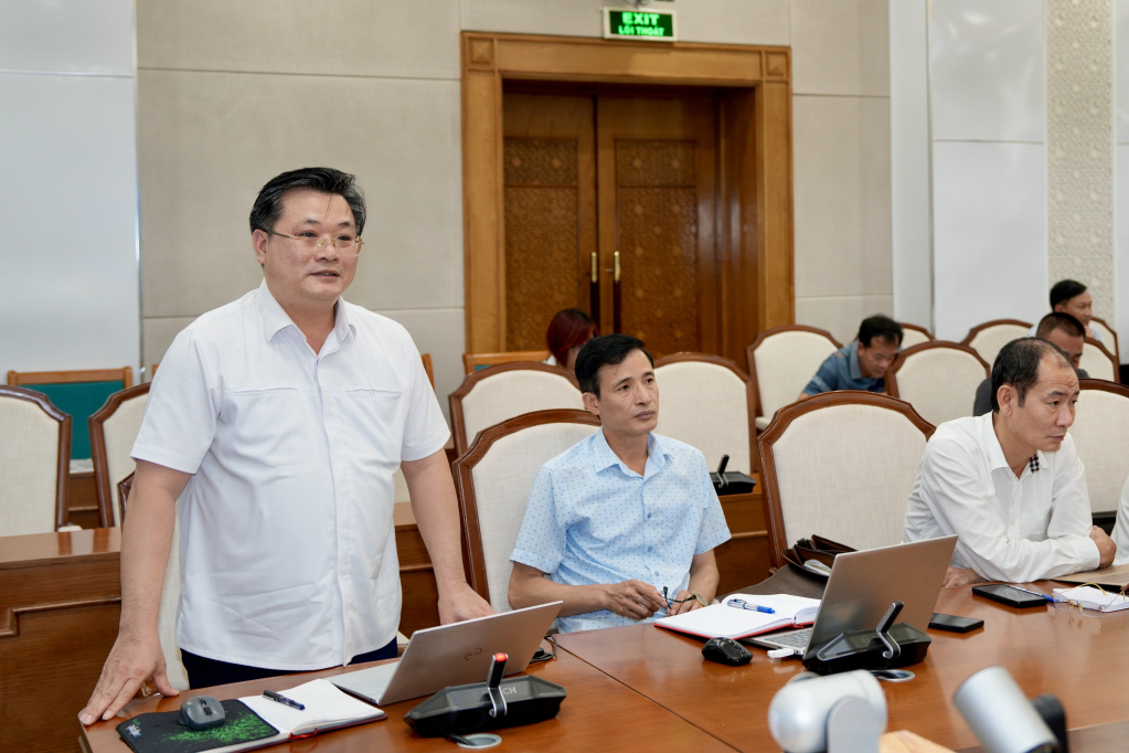 Lãnh đạo phường Hà An báo cáo kết quả tổ chức khám sức khoẻ trên địa bàn Lãnh đạo phường Hà An báo cáo kết quả tổ chức khám sức khoẻ trên địa bàn