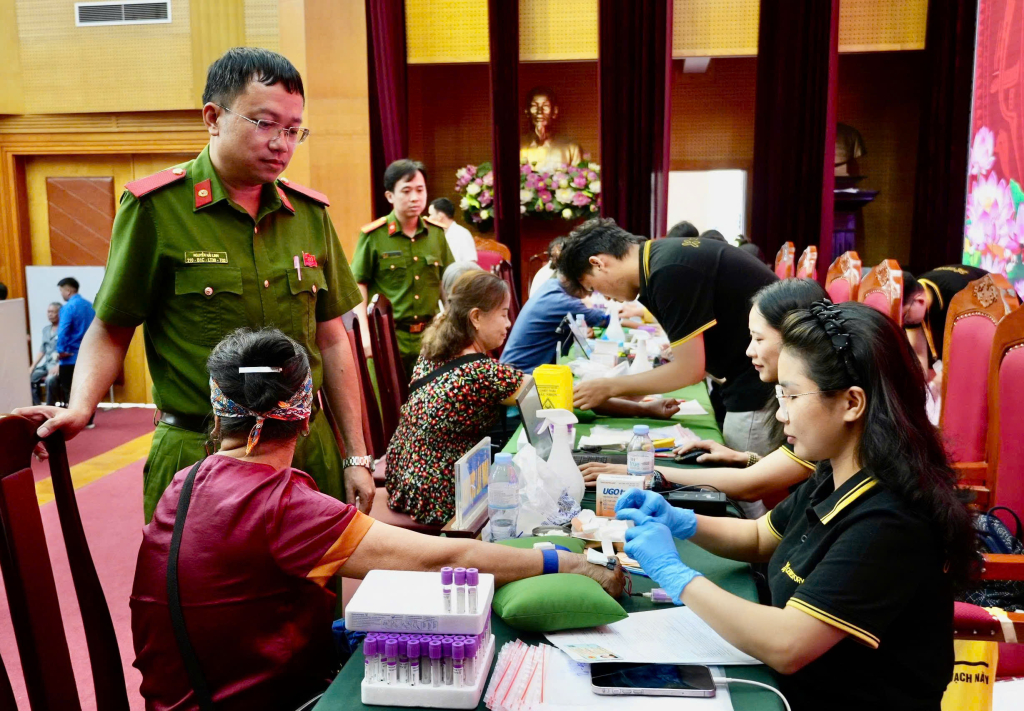 Quảng Ninh: Thu nhận hơn 300 mẫu ADN thân nhân liệt sĩ tại Đông Triều, An Sinh và Bình Khê