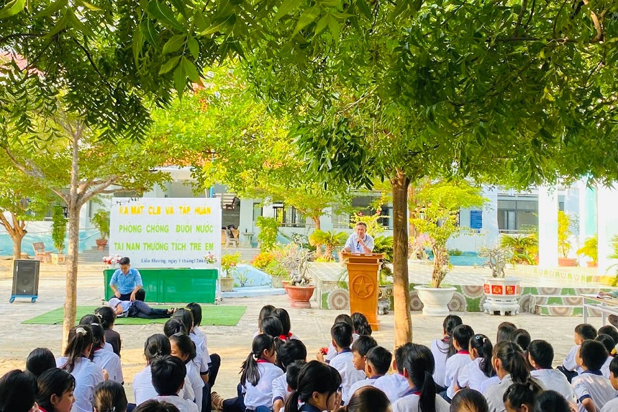 Các trường học của tỉnh Lâm Đồng tập huấn phòng, chống đuối nước cho học sinh. Ảnh: TL Các trường học của tỉnh Lâm Đồng tập huấn phòng, chống đuối nước cho học sinh. Ảnh: TL
