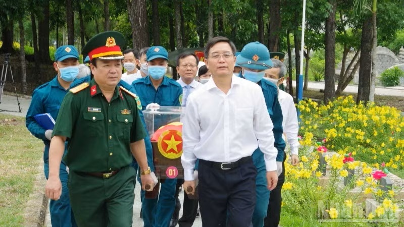 Bí thư Thành ủy Huế yêu cầu đẩy nhanh lấy mẫu ADN hài cốt liệt sĩ