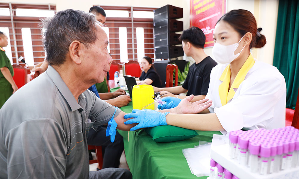 Bắc Ninh thu nhận 11.814 mẫu ADN thân nhân liệt sĩ