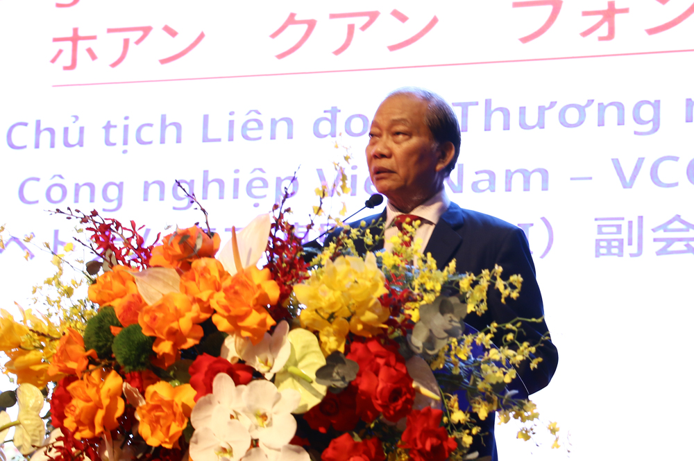 Ông Hoàng Quang Phòng, Phó Chủ tịch VCCI phát biểu tại hội nghị. Ông Hoàng Quang Phòng, Phó Chủ tịch VCCI phát biểu tại hội nghị.