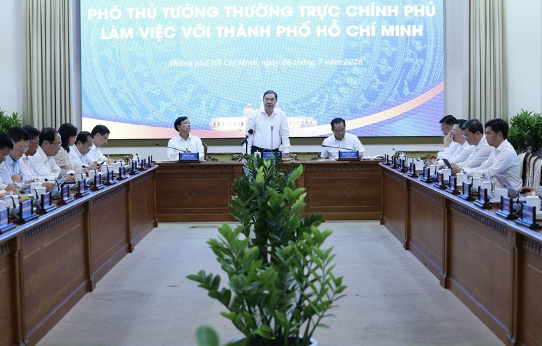 TPHCM phấn đấu tăng trưởng trên 10%, xác định giải ngân vốn đầu tư công là trọng tâm ưu tiên