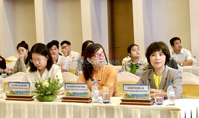 Đại biểu lãnh đạo quan khách tham dự buổi Họp báo. Ảnh: Viết Hiền Đại biểu lãnh đạo quan khách tham dự buổi Họp báo. Ảnh: Viết Hiền