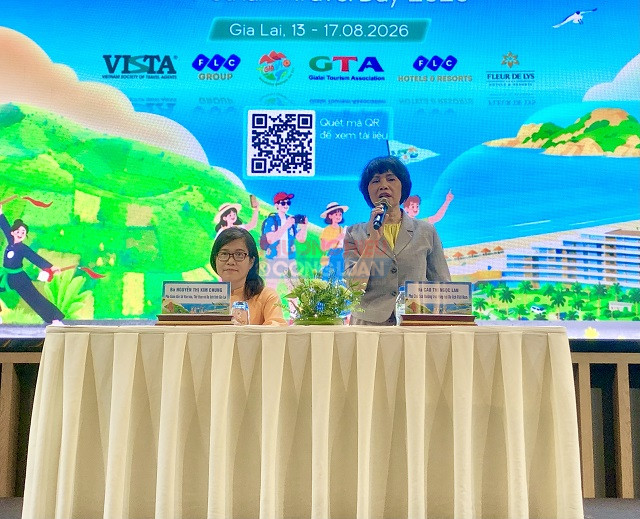 Bàn chủ toạ buổi Họp báo. Ảnh: VH Bàn chủ toạ buổi Họp báo. Ảnh: VH