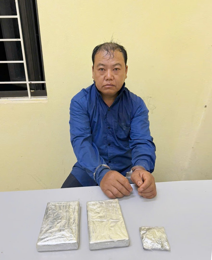 Sơn La: Phối hợp bắt giữ đối tượng vận chuyển 2 bánh heroin tại khu vực M88sut.com Thể Thao Link Mới