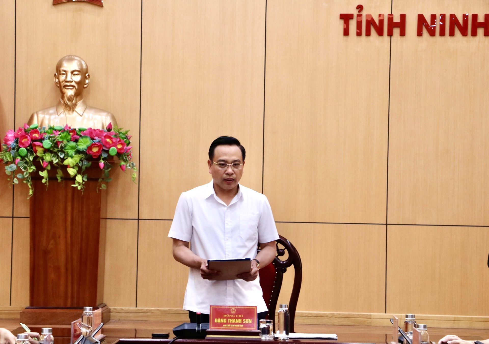 Phó Chủ tịch UBND tỉnh Ninh Bình Phó Chủ tịch UBND tỉnh Ninh Bình