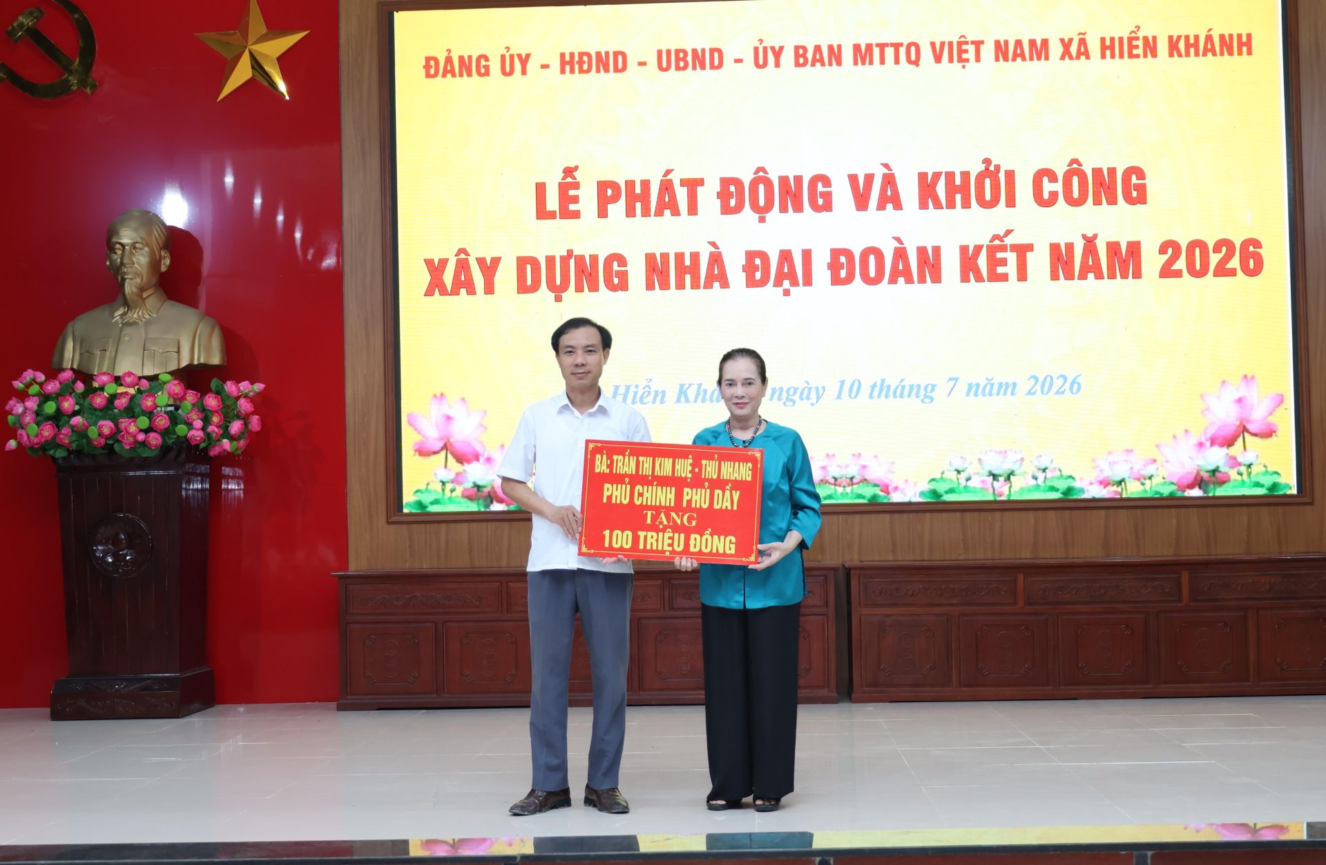 Nh&agrave; t&agrave;i trợ