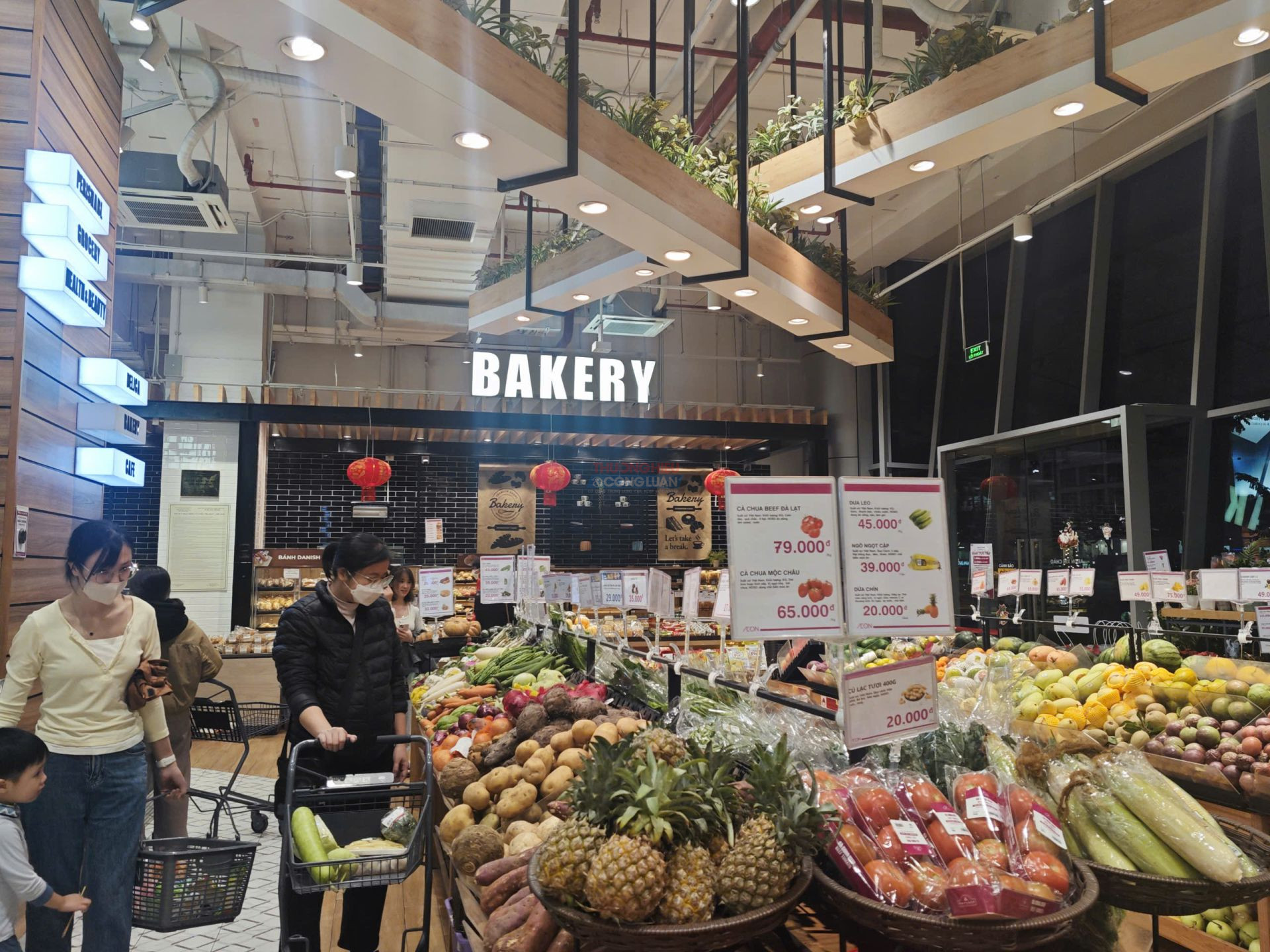 Công tác điều hành giá được đánh giá sẽ đóng vai trò quan trọng trong việc giữ ổn định mặt bằng giá những tháng cuối năm. Công tác điều hành giá được đánh giá sẽ đóng vai trò quan trọng trong việc giữ ổn định mặt bằng giá những tháng cuối năm.