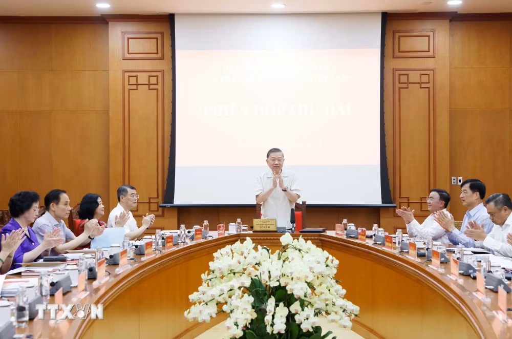 Tổng B&iacute; thư, Chủ tịch nước T&ocirc; L&acirc;m ph&aacute;t biểu.