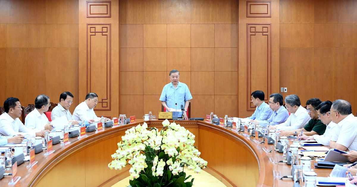 Tổng Bí thư, Chủ tịch nước Tô Lâm chủ trì làm việc về phát triển công nghiệp đóng tàu