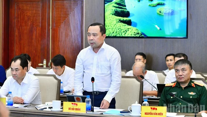 Bộ trưởng Khoa học và Công nghệ Vũ Hải Quân phát biểu ý kiến tại cuộc làm việc. (Ảnh: THANH GIANG) Bộ trưởng Khoa học và Công nghệ Vũ Hải Quân phát biểu ý kiến tại cuộc làm việc. (Ảnh: THANH GIANG)