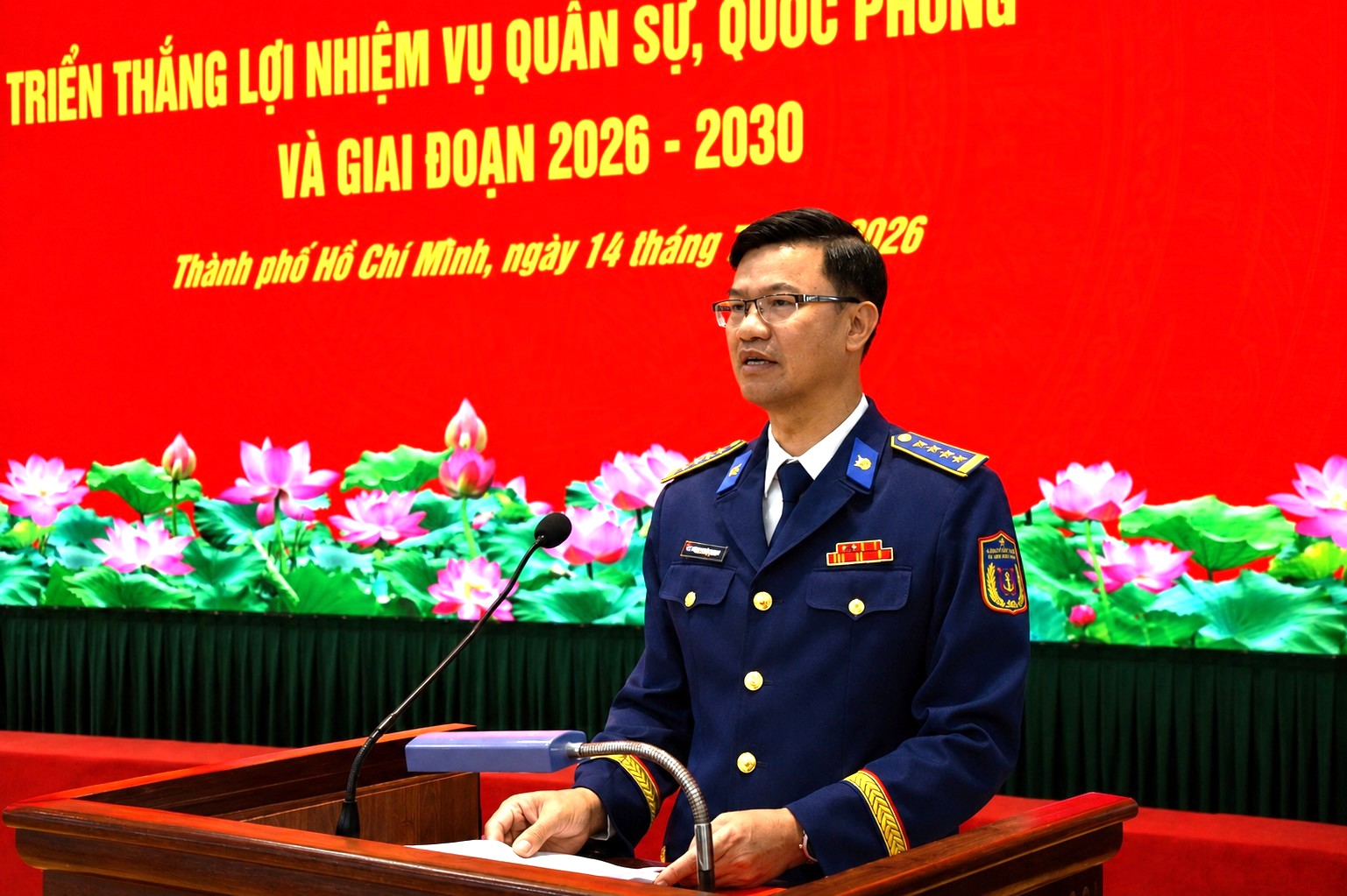 Đại tá Cao Xuân Quận, Phó Chính ủy, Phó Chủ tịch Thường trực Hội đồng Thi đua-Khen thưởng Bộ Tư lệnh Vùng Cảnh sát biển 3 phát biểu tại Lễ phát động Đại tá Cao Xuân Quận, Phó Chính ủy, Phó Chủ tịch Thường trực Hội đồng Thi đua-Khen thưởng Bộ Tư lệnh Vùng Cảnh sát biển 3 phát biểu tại Lễ phát động