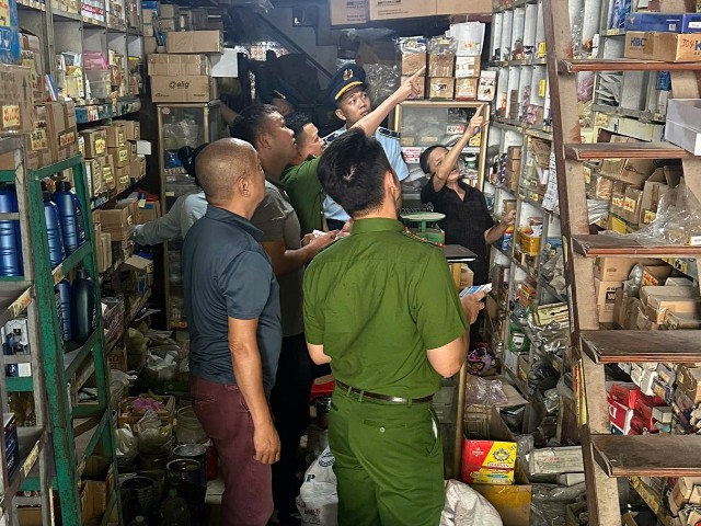 Nghệ An: Xử phạt hơn 20 triệu đồng các vụ kinh doanh phụ tùng giả mạo nhãn hiệu