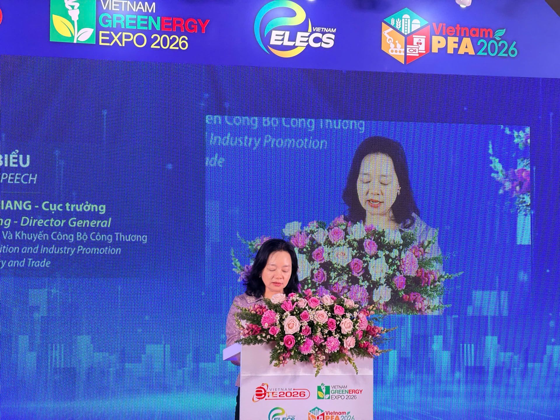 B&agrave; Nguyễn Thị L&acirc;m Giang - Cục trưởng Cục Đổi mới s&aacute;ng tạo, Chuyển đổi xanh v&agrave; Khuyến c&ocirc;ng - Bộ C&ocirc;ng Thương ph&aacute;t biểu tại buổi lễ khai mạc.