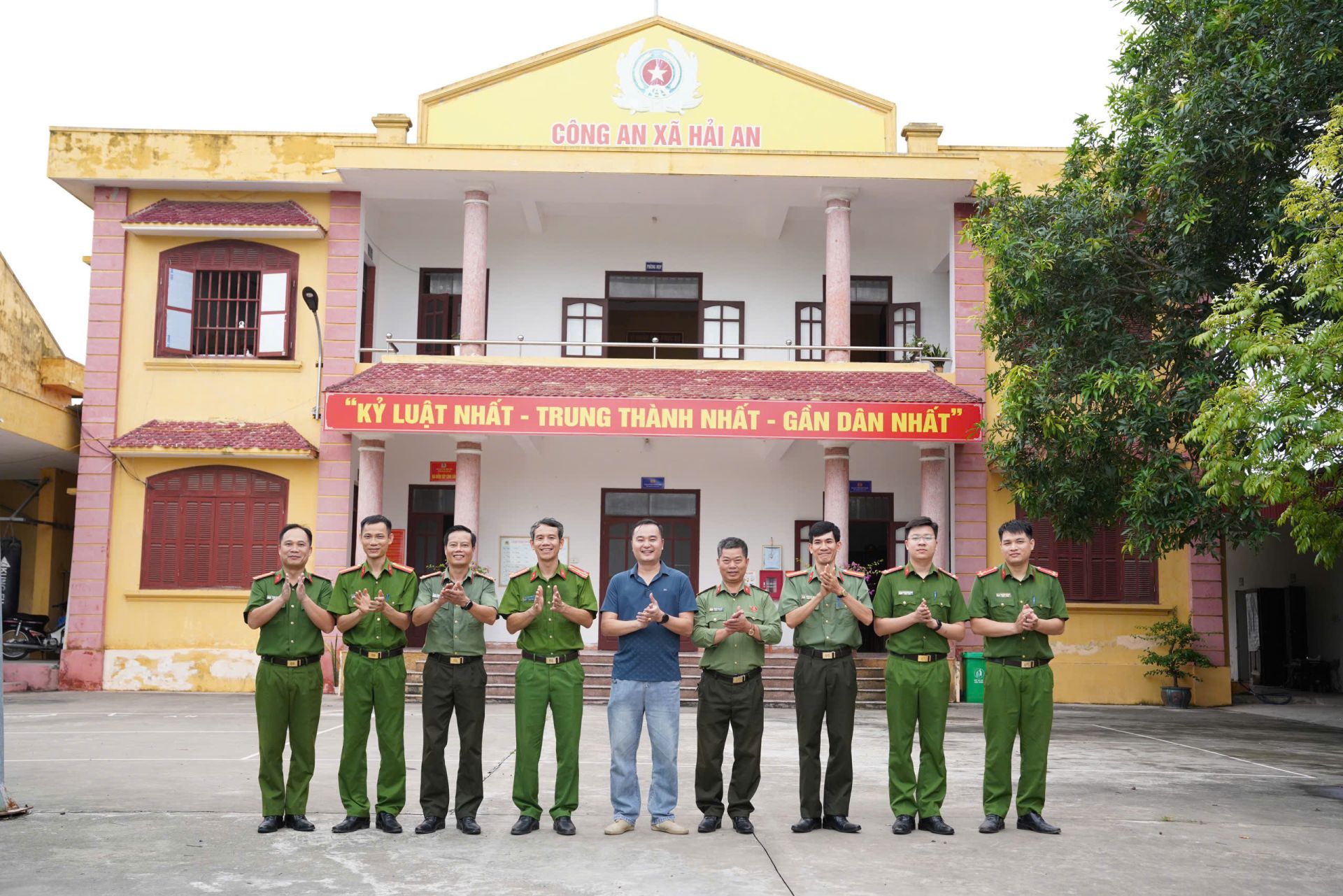 Gìn giữ bình yên, vun trồng cuộc sống: Mô hình tăng gia nhiều ý nghĩa của Công an xã Hải An
