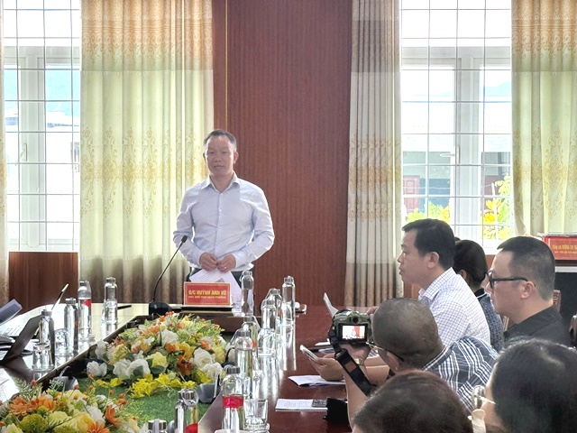 Chủ tịch UBND phường Hòa Khánh, TP. Đà Nẵng Huỳnh Anh Vũ phát biểu tại buổi họp báo về sự kiện. Chủ tịch UBND phường Hòa Khánh, TP. Đà Nẵng Huỳnh Anh Vũ phát biểu tại buổi họp báo về sự kiện.