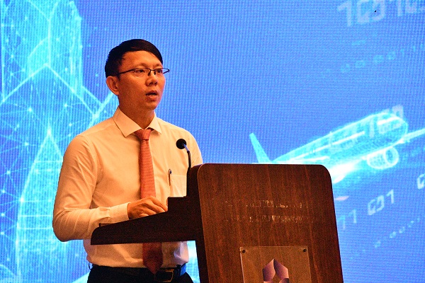 &Ocirc;ng Nguyễn Thanh H&agrave;- Ph&oacute; Chủ tịch UBND tỉnh Kh&aacute;nh H&ograve;a ph&aacute;t biểu khai mạc