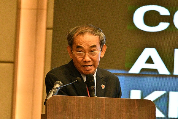 Đại biểu tham luận