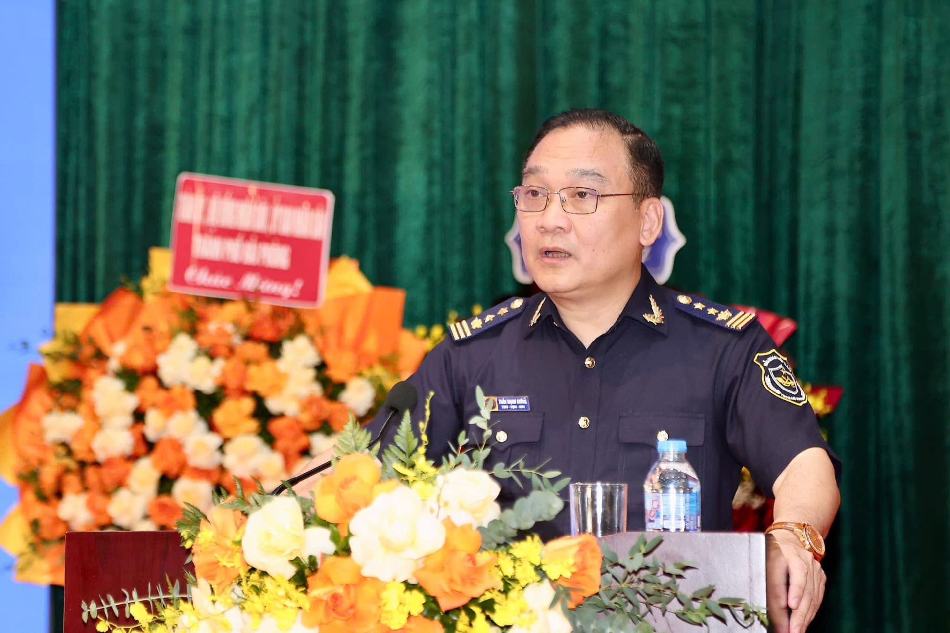 &Ocirc;ng Trần Mạnh Cường, Chi cục trưởng Chi cục Hải quan khu vực III ph&aacute;t biểu tại Hội nghị. Ảnh: haiphong.gov.vn