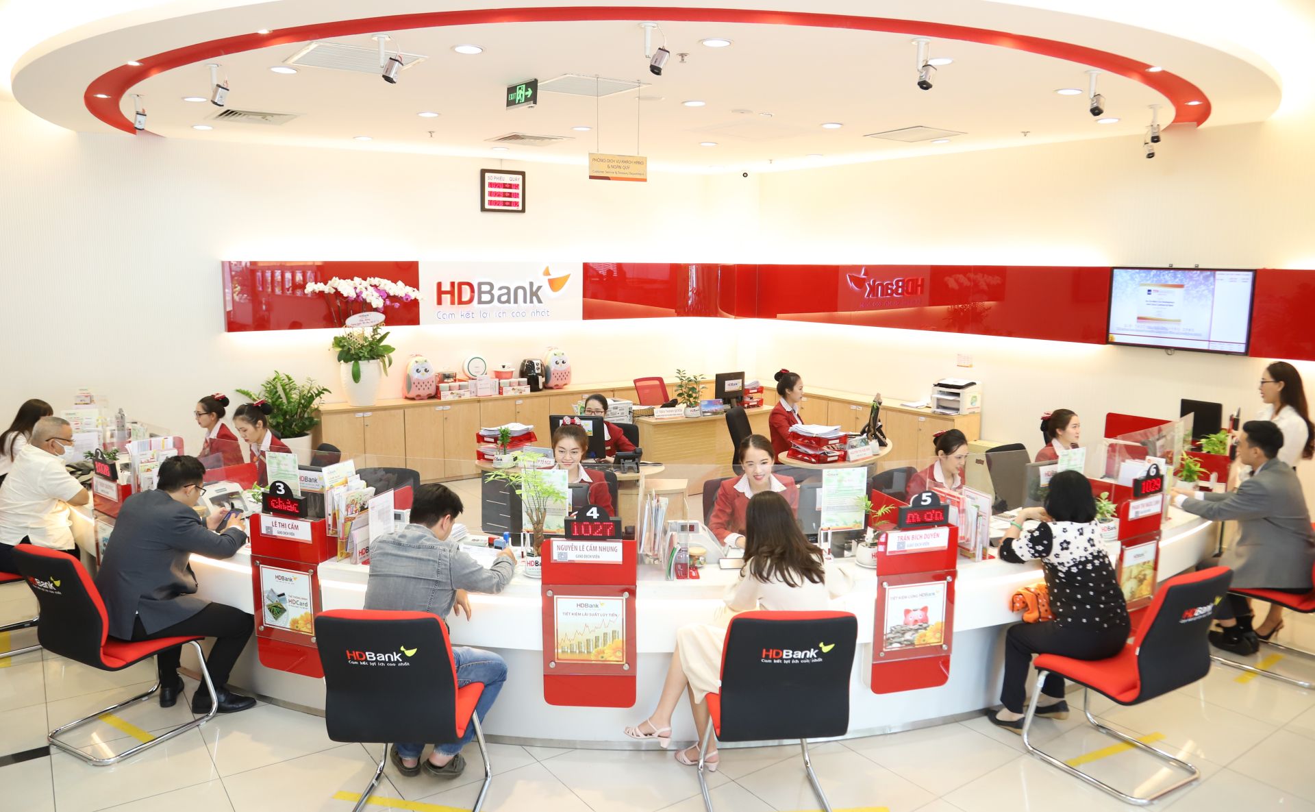 Fitch Ratings lần đầu xếp hạng HDBank, ghi nhận nền tảng tài chính vững mạnh