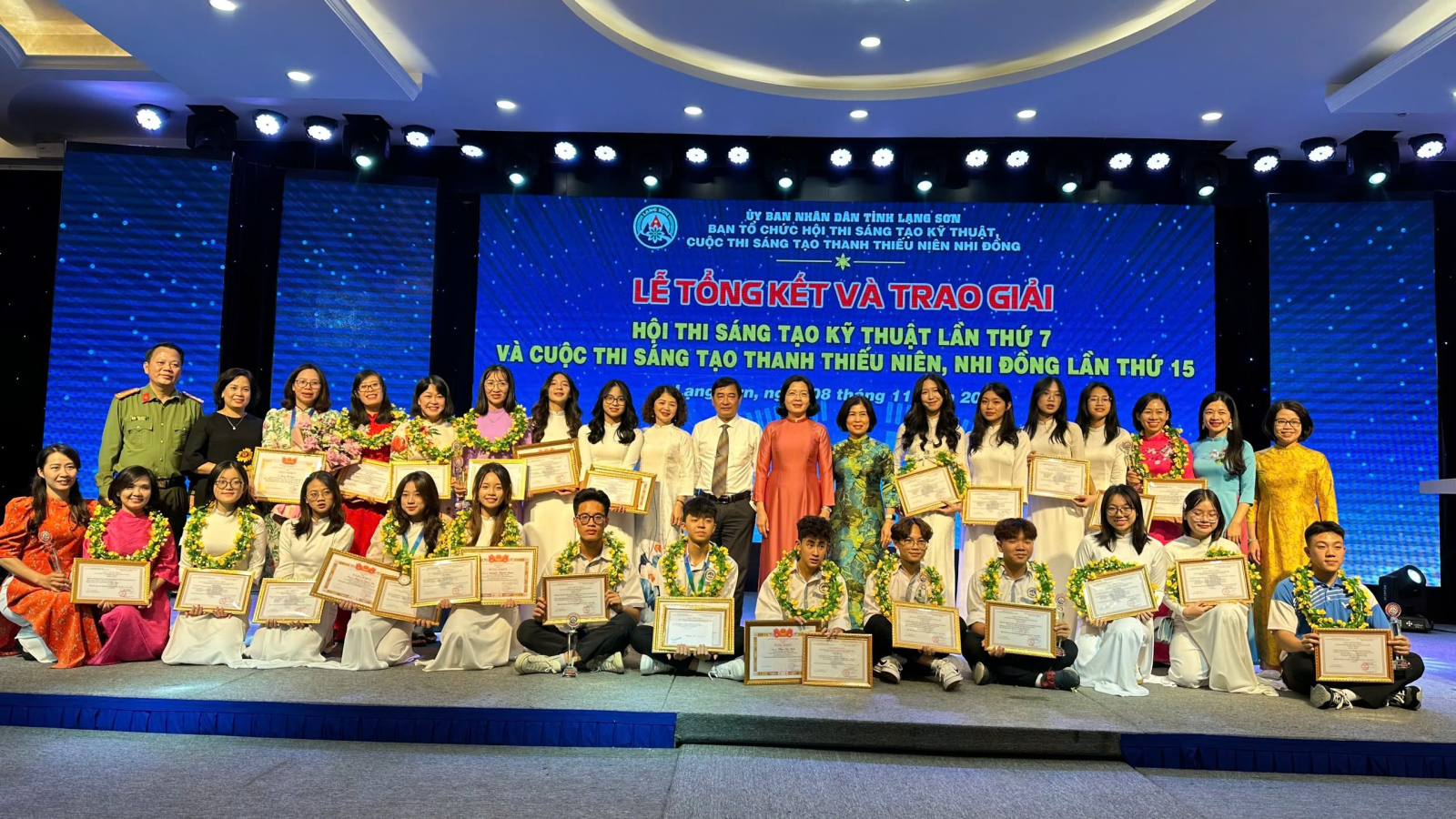 Lễ tổng kết, trao giải Hội thi Sáng tạo kỹ thuật tỉnh Lạng Sơn lần thứ 7 và Cuộc thi Sáng tạo dành cho thanh thiếu niên, nhi đồng tỉnh Lạng Sơn lần thứ 15 Lễ tổng kết, trao giải Hội thi Sáng tạo kỹ thuật tỉnh Lạng Sơn lần thứ 7 và Cuộc thi Sáng tạo dành cho thanh thiếu niên, nhi đồng tỉnh Lạng Sơn lần thứ 15