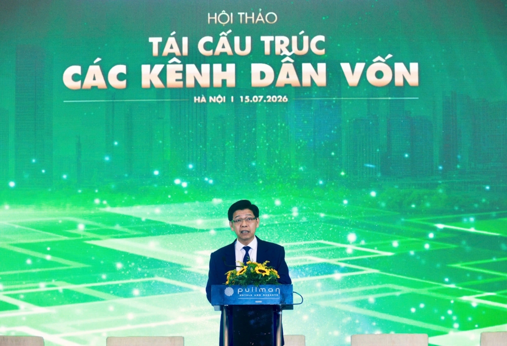 Ông Phạm Văn Hoành, Tổng Biên tập Báo Tài chính - Đầu tư phát biểu khai mạc Hội thảo. Ông Phạm Văn Hoành, Tổng Biên tập Báo Tài chính - Đầu tư phát biểu khai mạc Hội thảo.