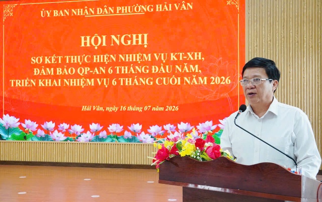 Ông Nguyễn Thúc Dũng, Phó Bí thư Đảng uỷ, Chủ tịch UBND phường Hải Vân phát biểu chỉ đạo tại hội nghị. Ông Nguyễn Thúc Dũng, Phó Bí thư Đảng uỷ, Chủ tịch UBND phường Hải Vân phát biểu chỉ đạo tại hội nghị.
