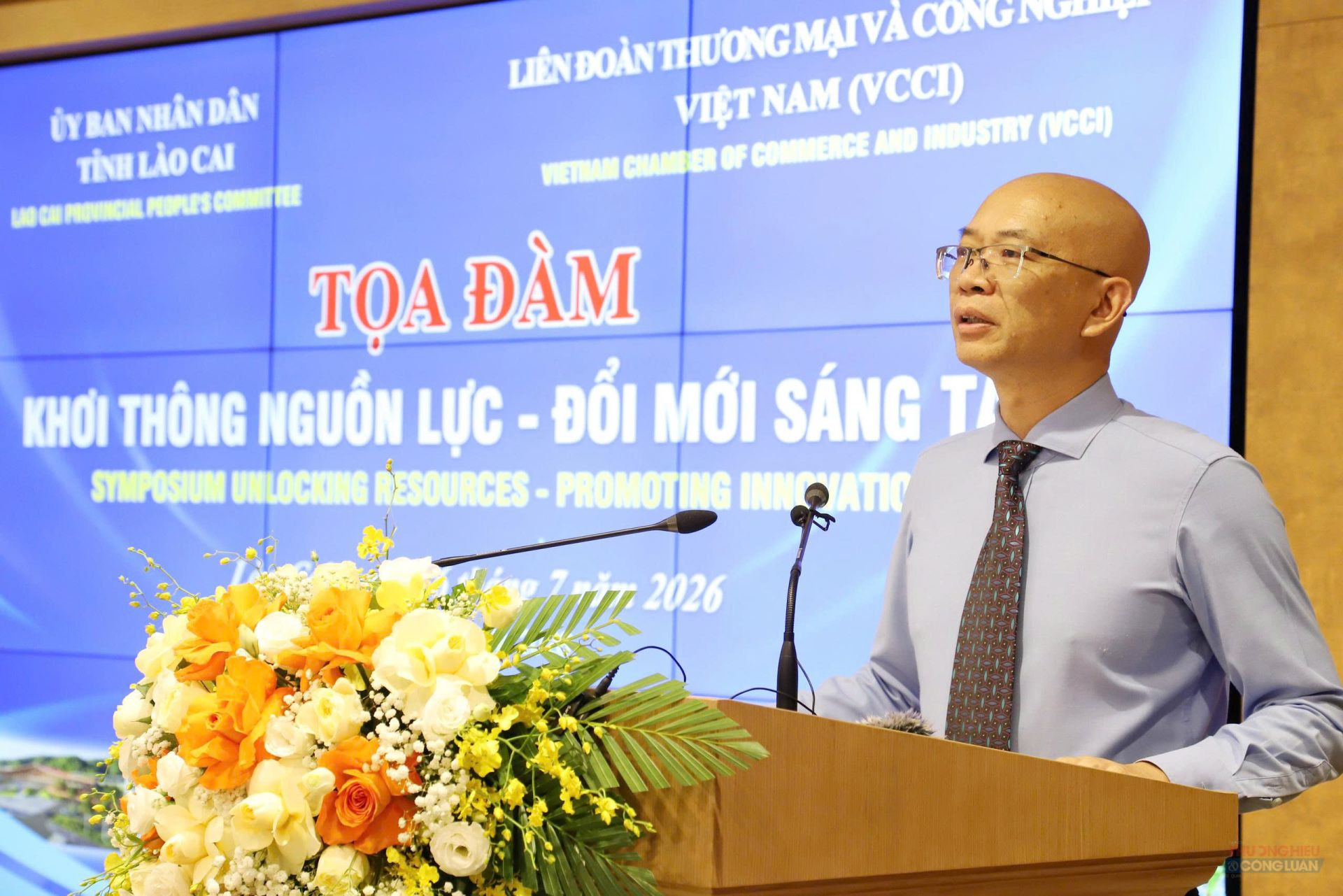 C&aacute;c đại biểu tham gia tham luận tại Tọa đ&agrave;m
