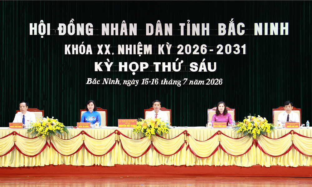 Các đồng chí chủ tọa kỳ họp. Các đồng chí chủ tọa kỳ họp.